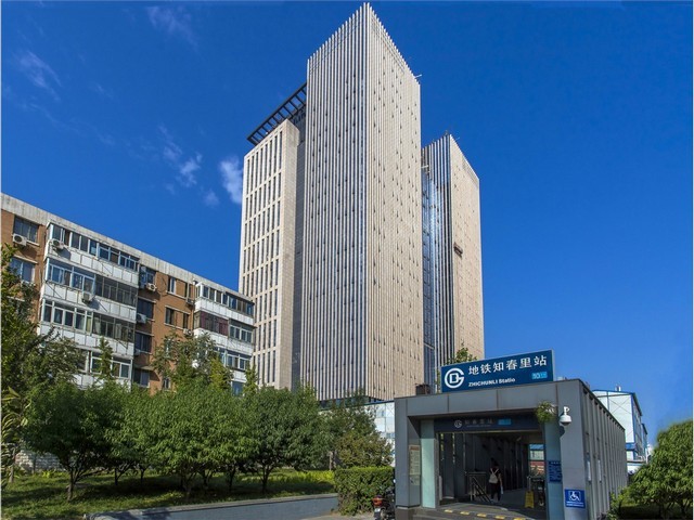 杭州低能耗重载无轨龙门吊